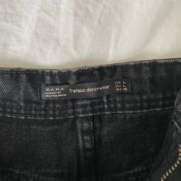 Mini skirt - Picture 2 of 4